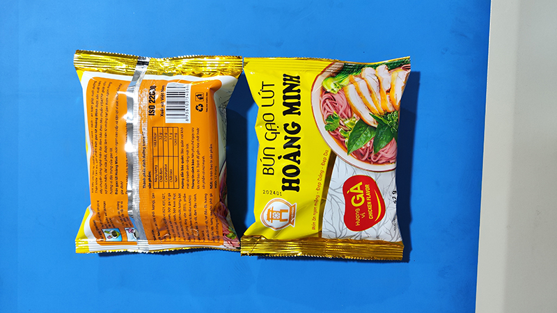 粉丝方便面包装效果Instant noodle packaging